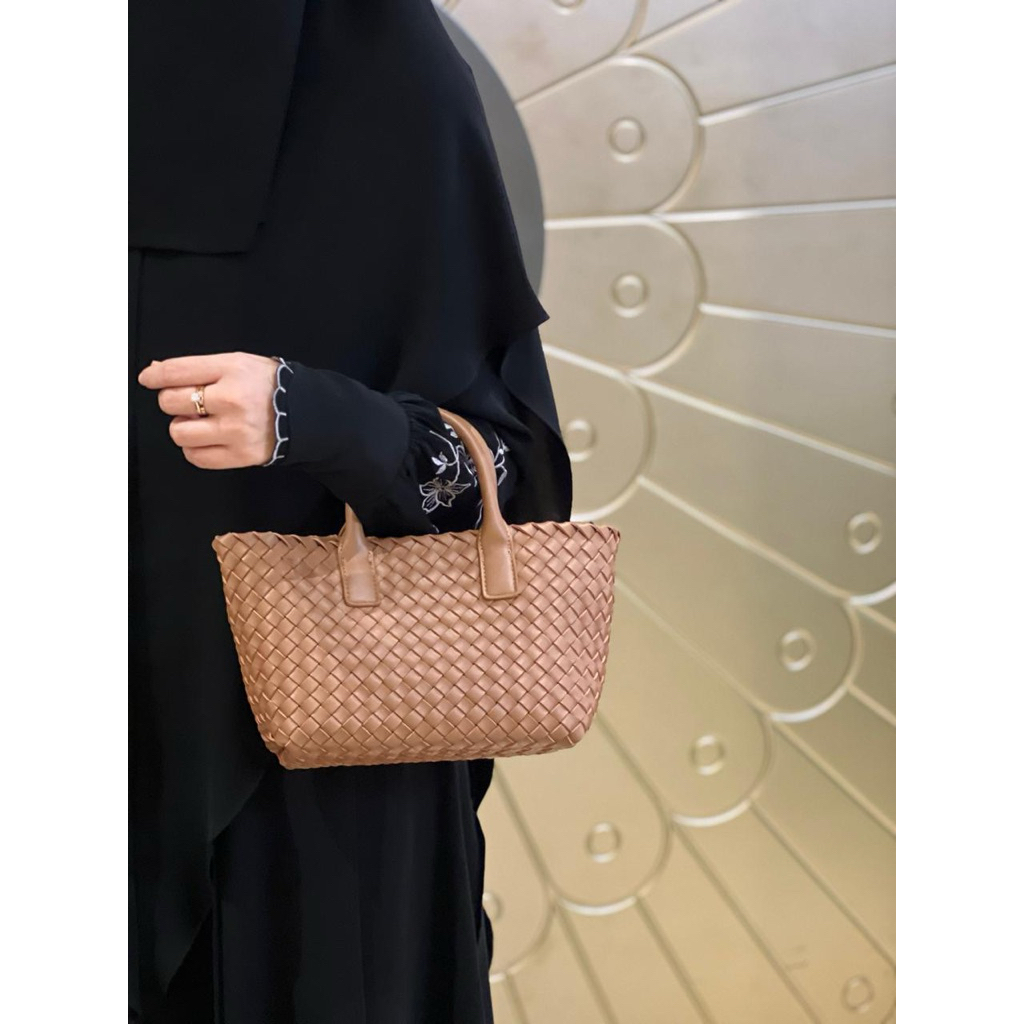 NUREENA LEATHER - Selenna Woven Bag Tas Kulit Sapi Premium Tas Wanita Tas Slempang Wanita Tas Anyama