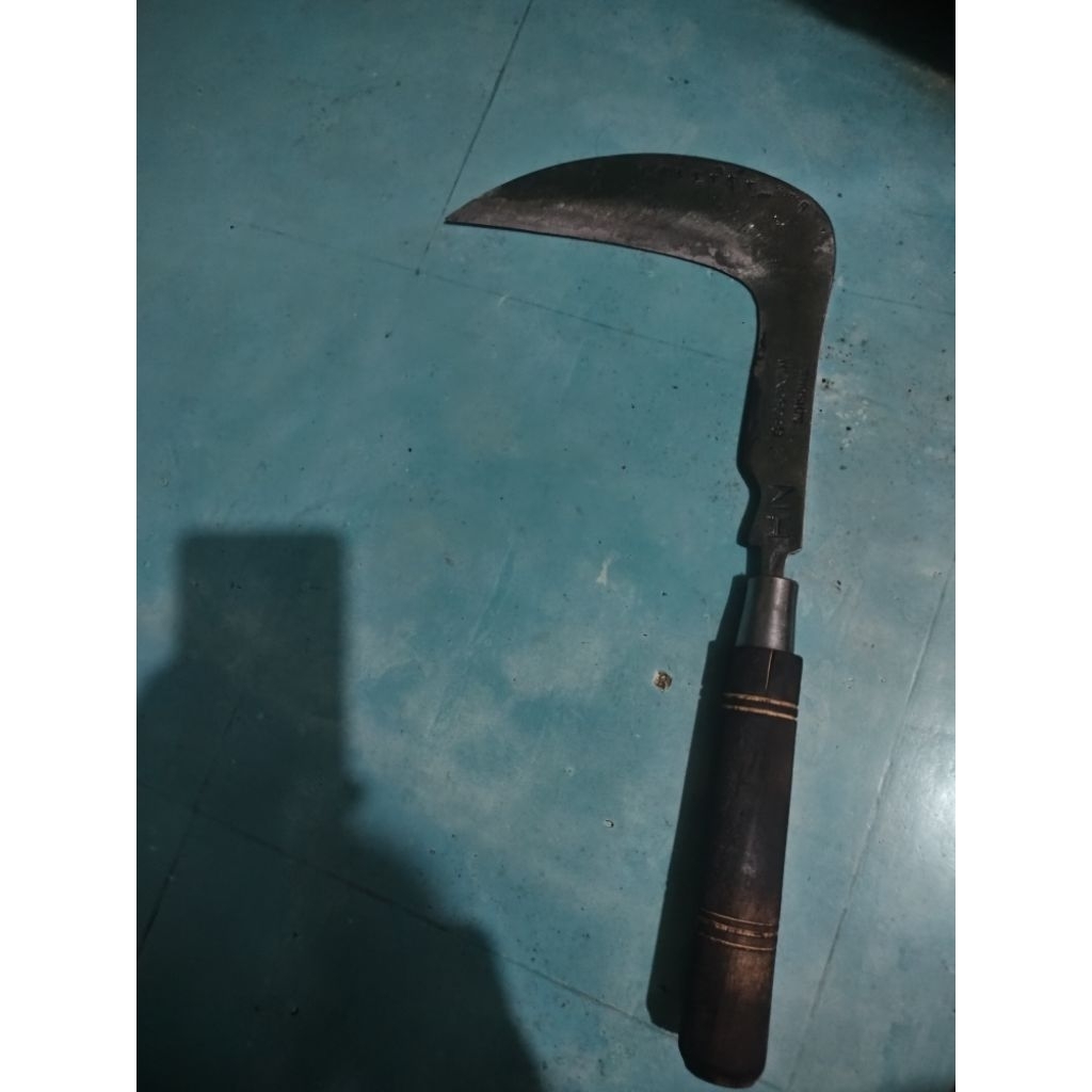 arit isen baja lapis