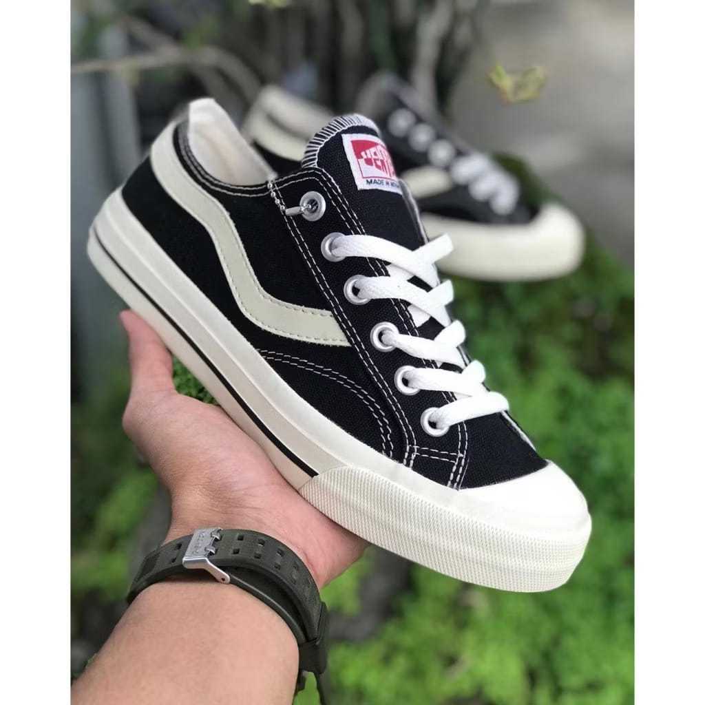 Ventela Public Low Black White/Sepatu sekolah/Sepatu ventela/Sepatu keren/Sepatu pria/Sepatu wanita/