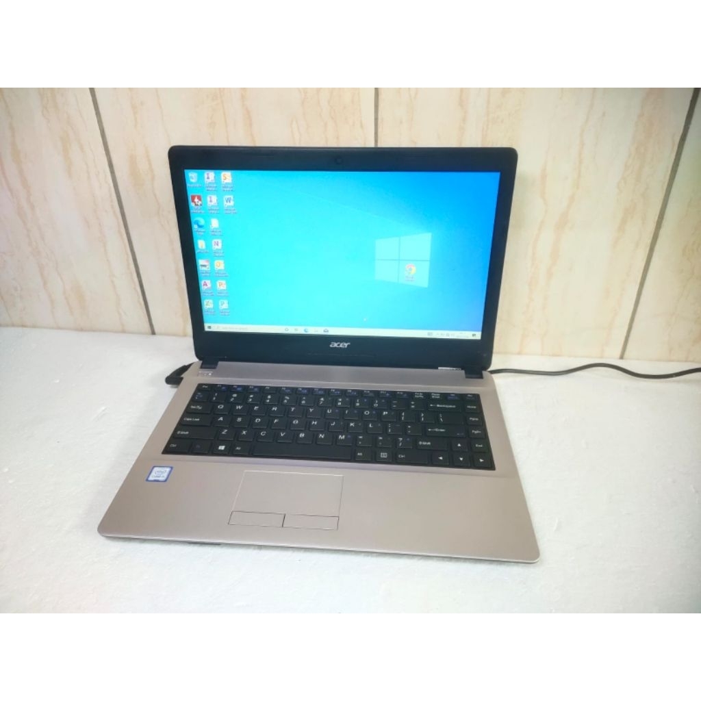 B85 Laptop Acer one 14 Z2-485 core i5-8250U Ram 4gb HDD 1000gb masih segel ori