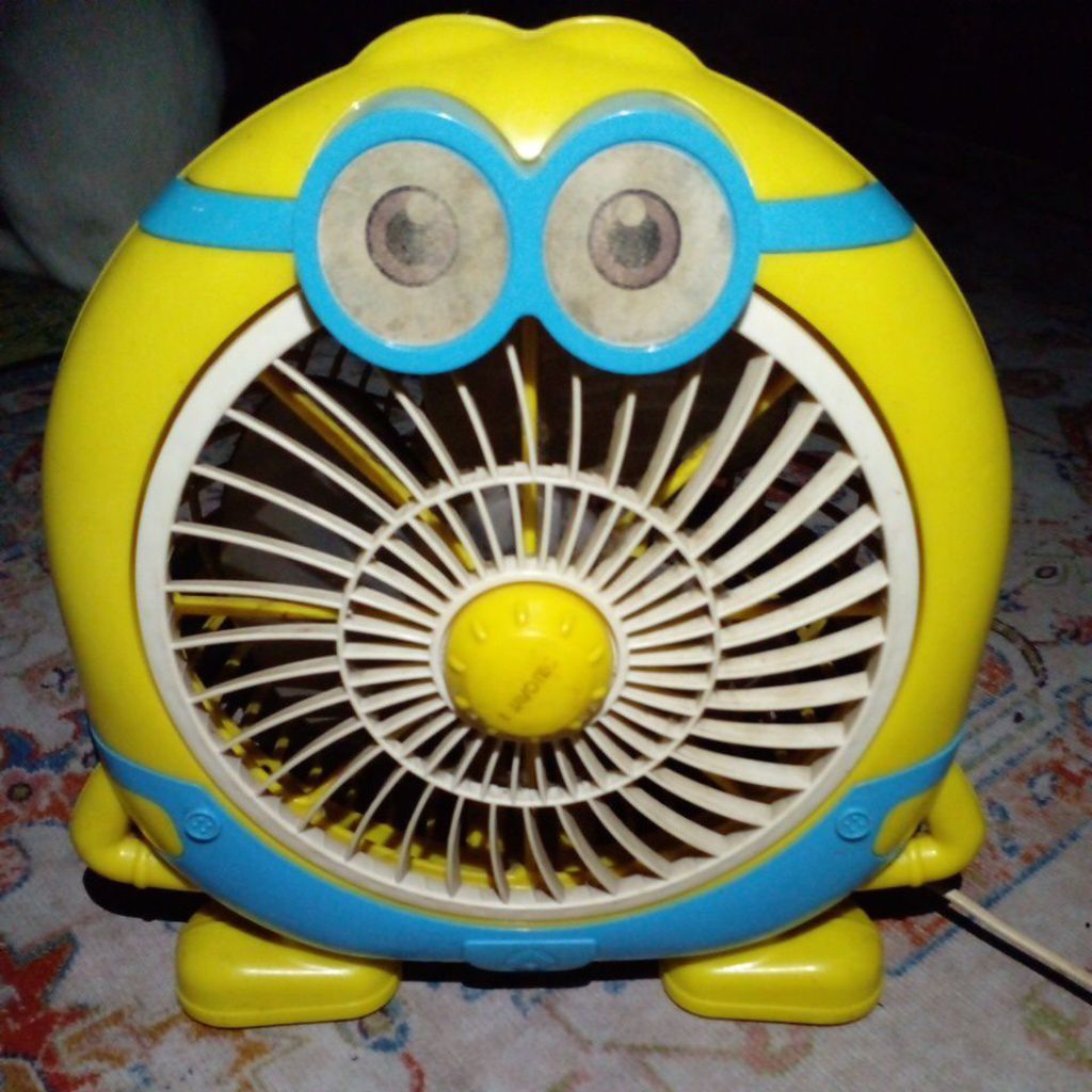 kipas angin minion