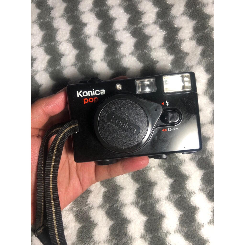 kamera analog konica pop