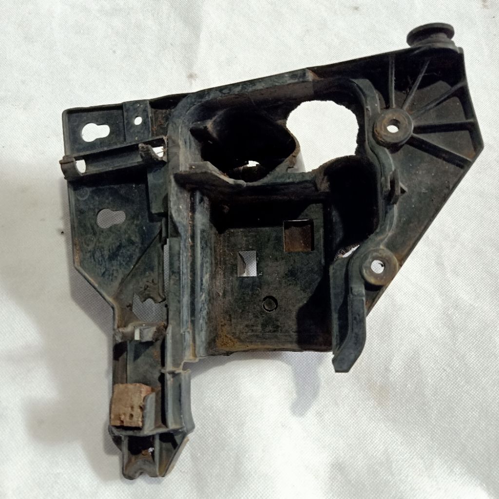 cover wadah tempat kempol tutup box aki Yamaha l2sn l2super l2 super sn