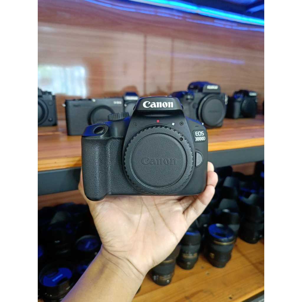 CANON EOS 3000D