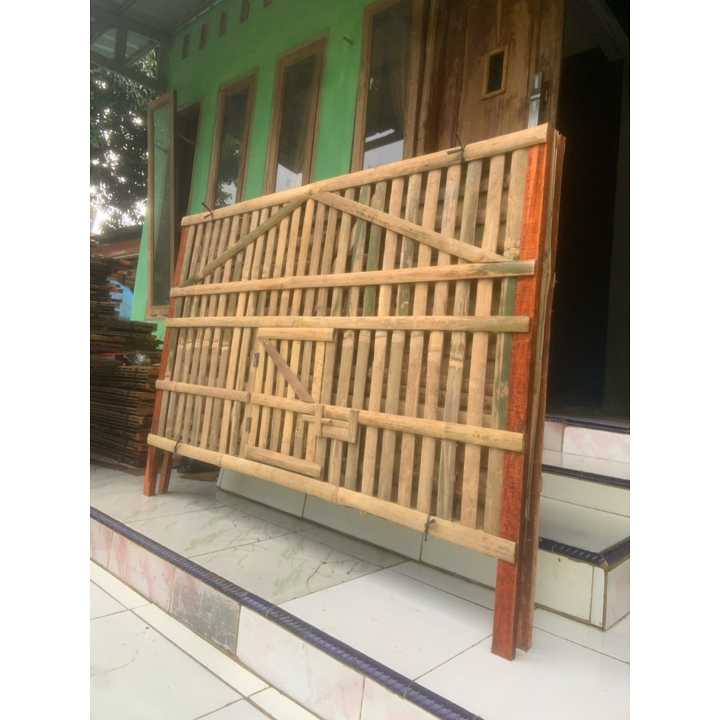 kandang bambu uk. 80x80cm untuk ayam jago/ ayam pelung