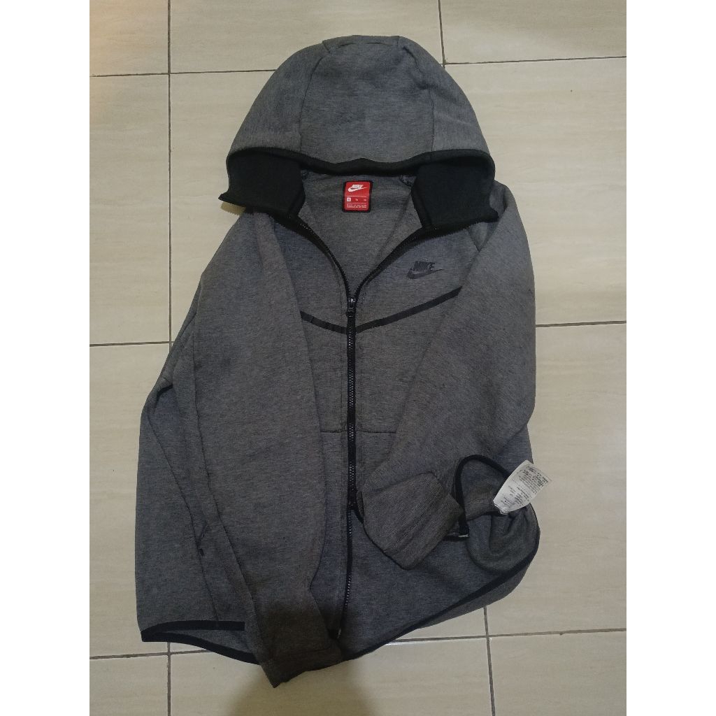 double zipper hoddie nike tech old season second
