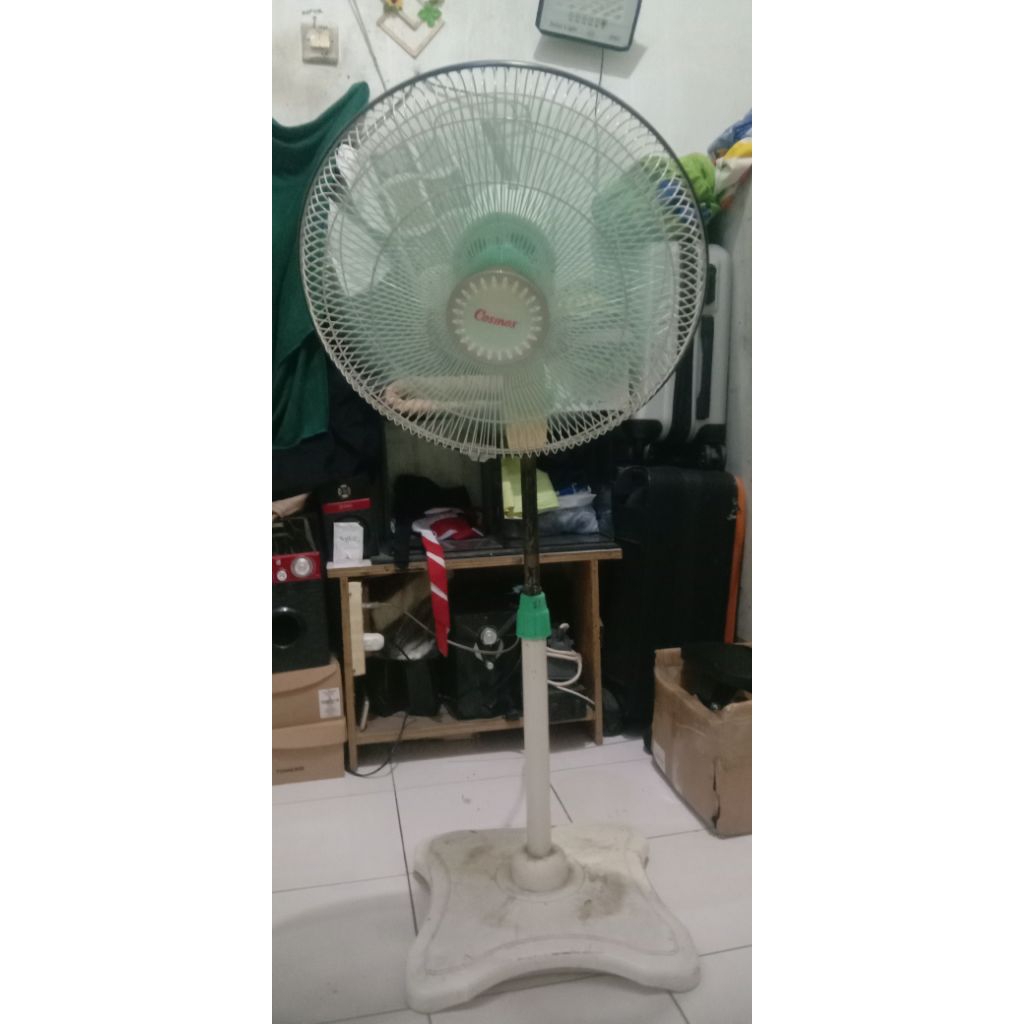 kipas angin berdiri seken kipas masih bagus dan normal muter masih kenceng kipas merex cosmos unit s