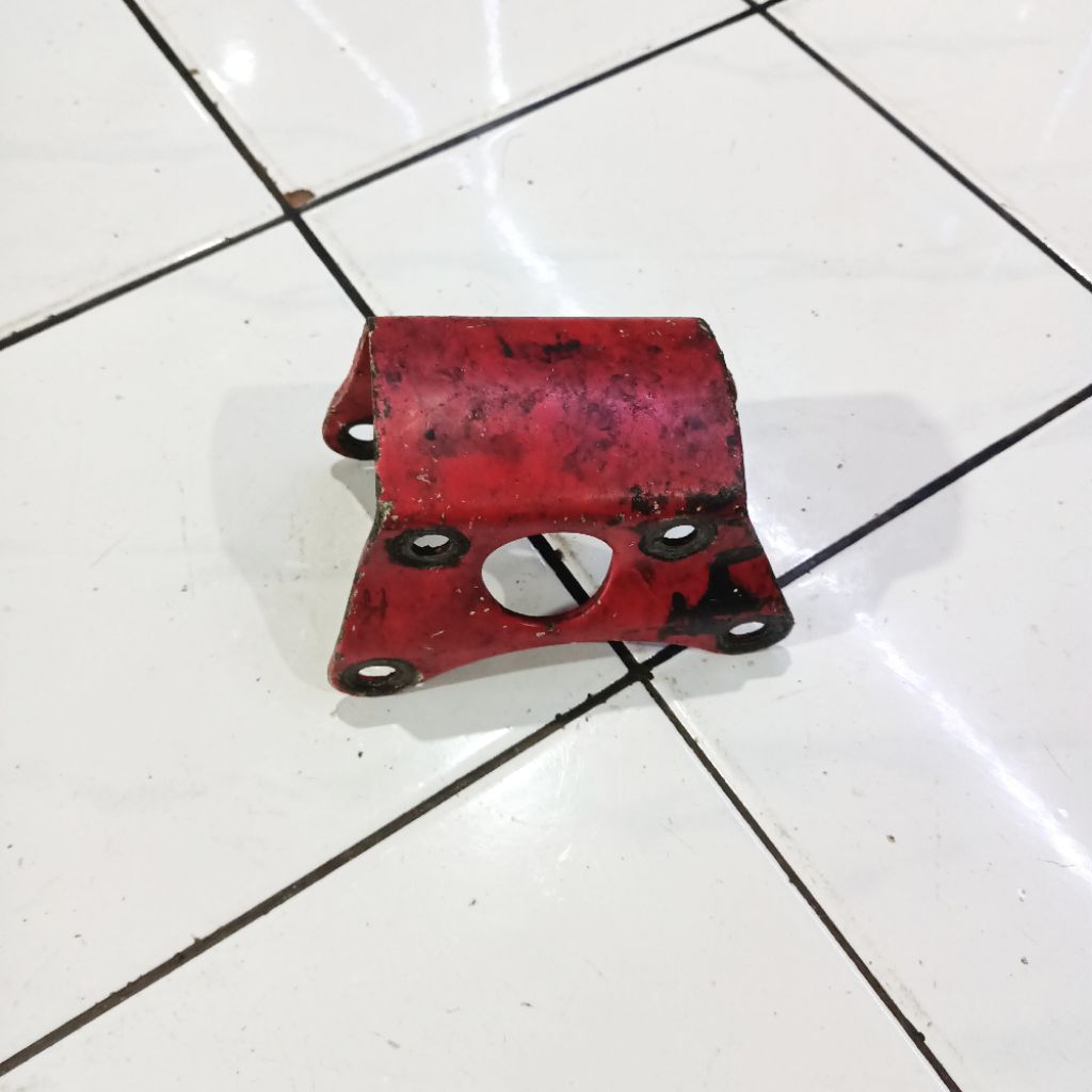 Breket Dudukan Mesin Honda Cb 100 Cb 125 Gl 100 Gl 125 Platina Original Copotan