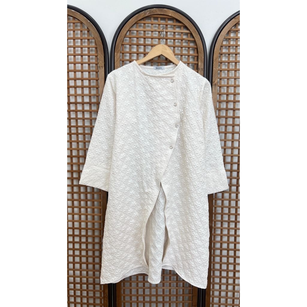 locana label janggan tunik