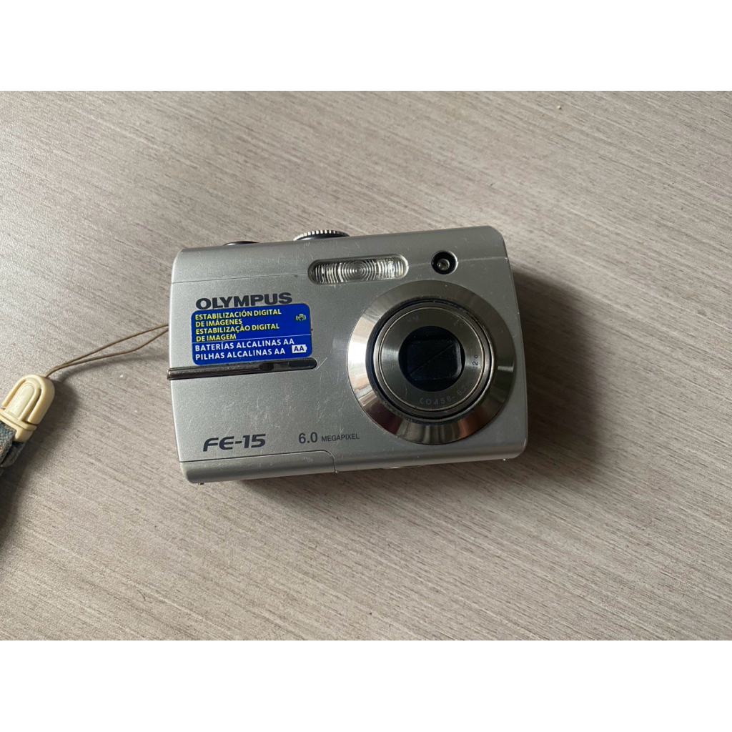 Kamera Olympus FE - 15