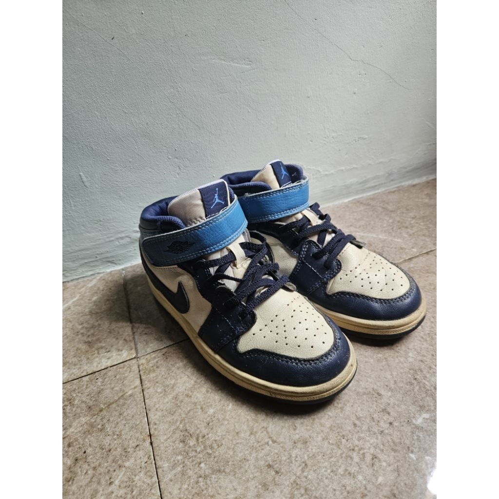 Sepatu Sneakers Anak Nike Air Jordan 1 High original preloved