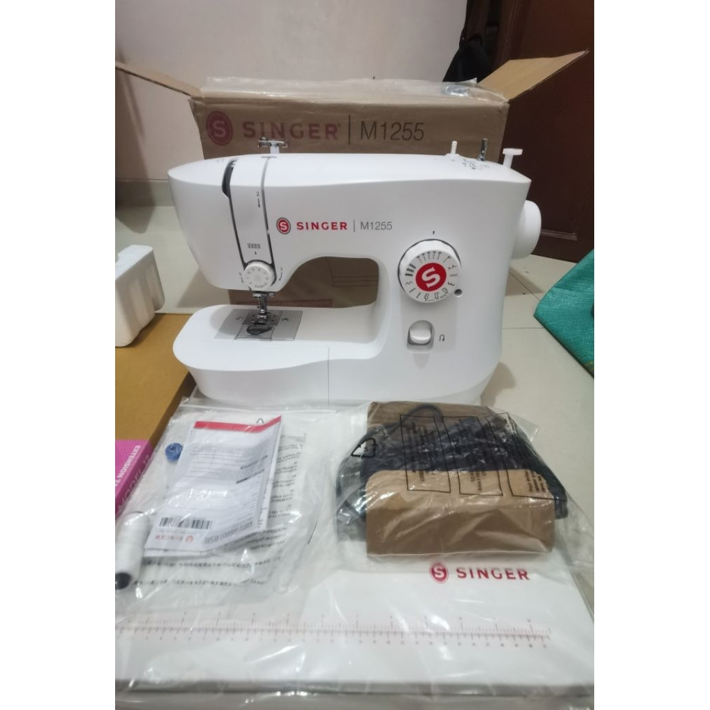 Mesin jahit Singer M1255