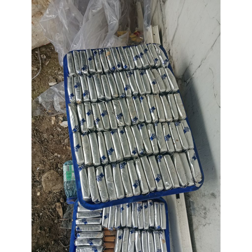 keju expyerd batangan 2kg umpan ikan