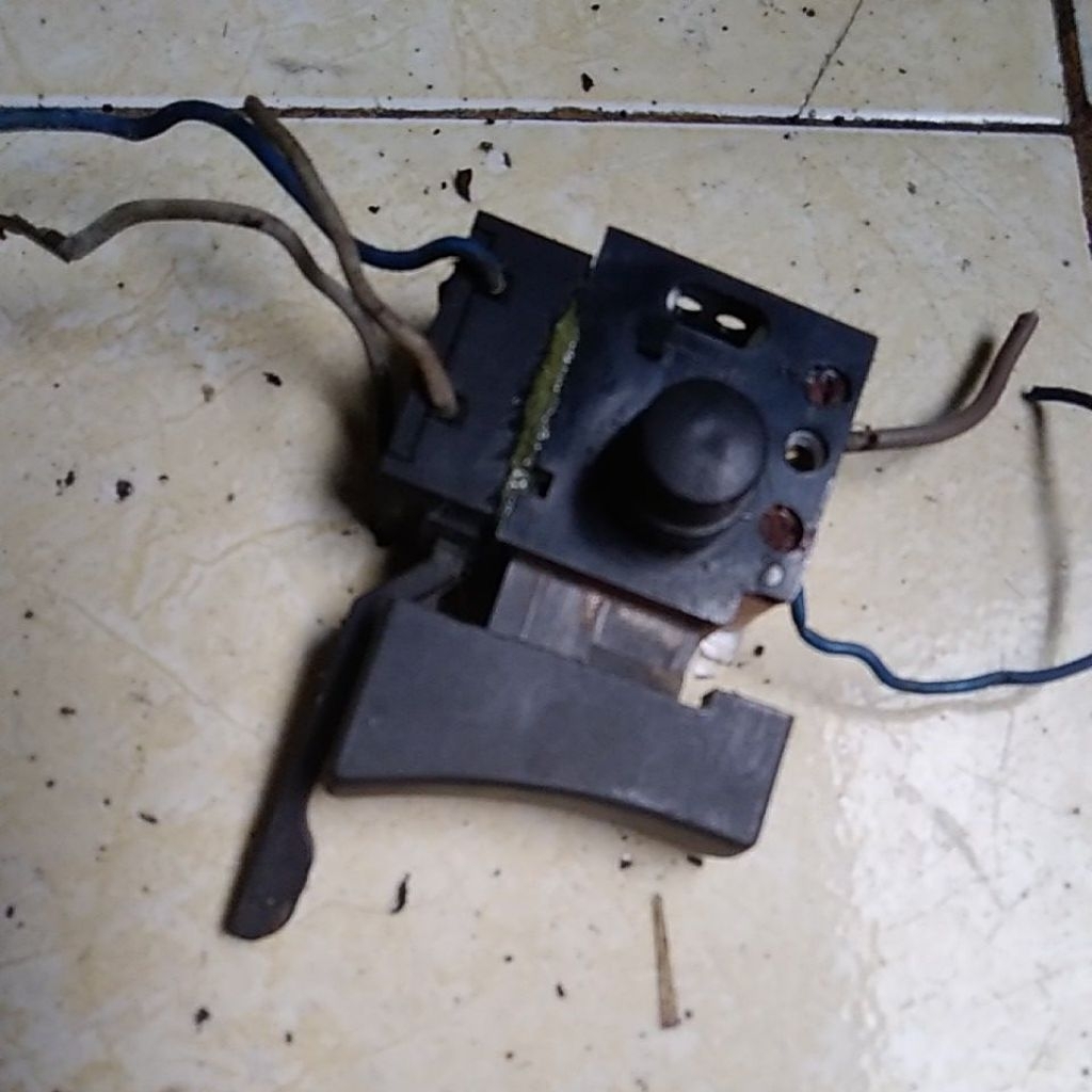 switch bor makita 6409