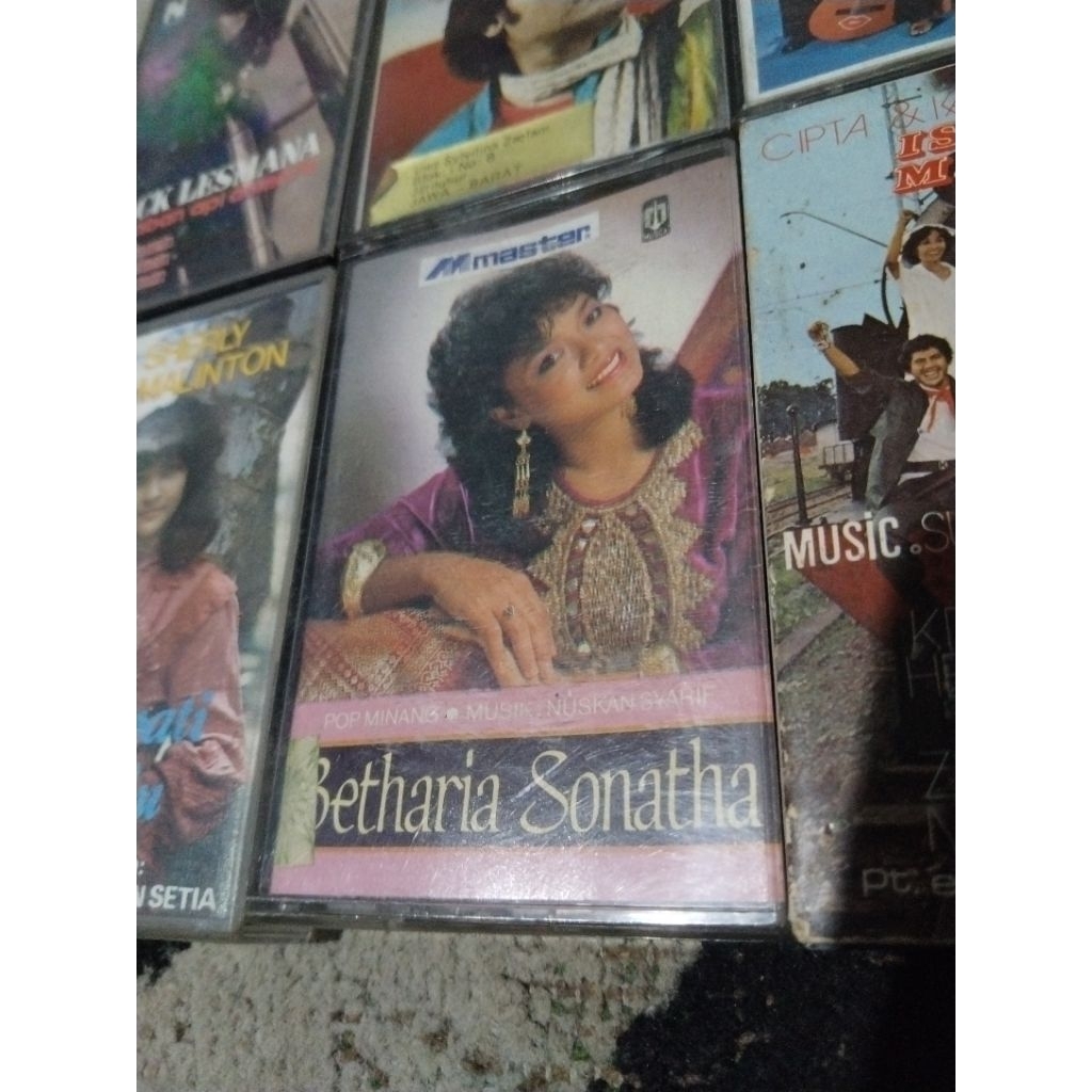 kaset pita betharia sonatha / pop minang