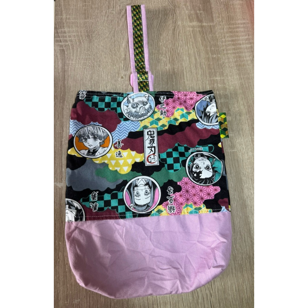 (Demon Slayer) Nezuko Kamado Boneka ada suara Tas Bekal Demon Slayer