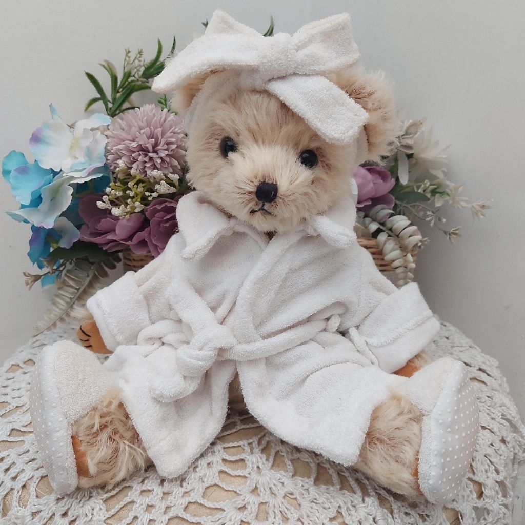 Boneka beruang Teddy Bear Brand Bestever mirip Mohair