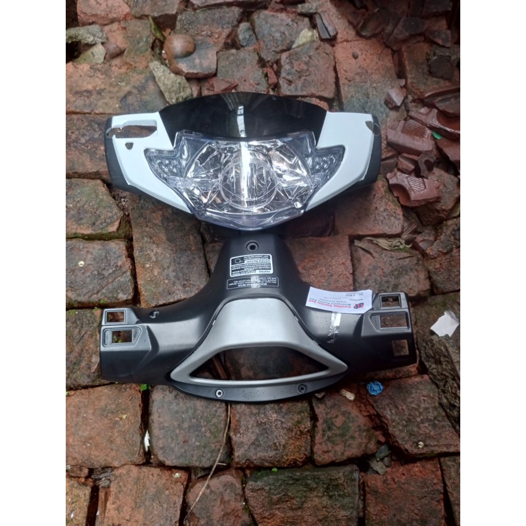 batok depan batok belakang Honda Supra x125  lama old set reflektor Honda Supra x 125 lama