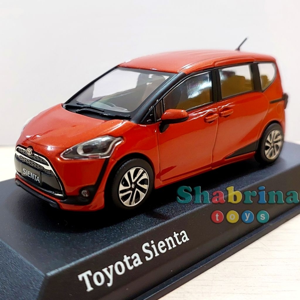 Diecast Miniatur TOYOTA SIENTA - Skala 1/43