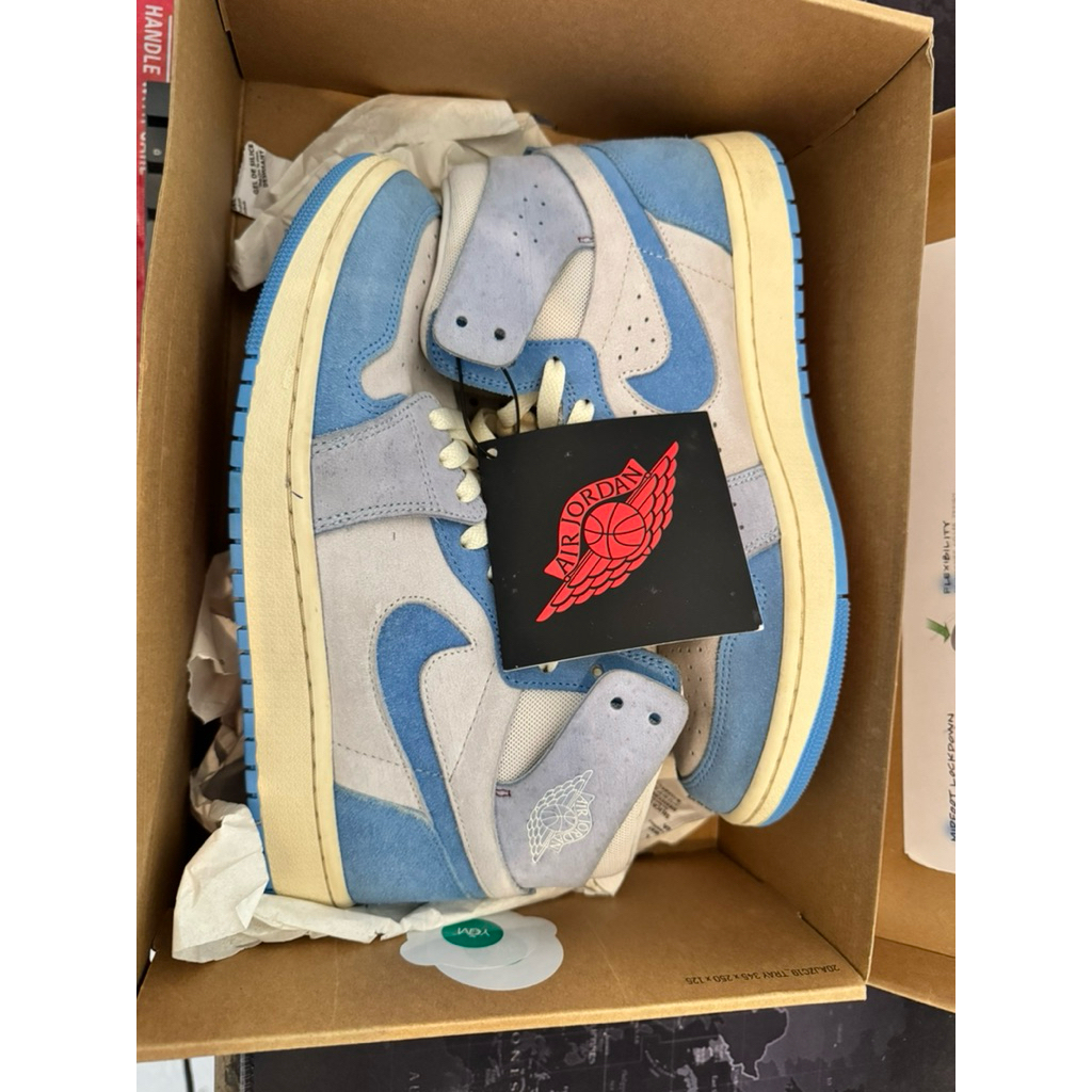 Air Jordan 1 High Zoom CMFT University Blue