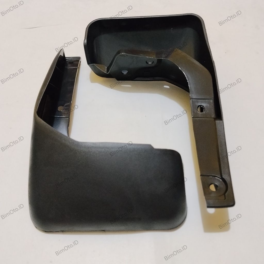 MUD GUARD TAHANAN LUMPUR KARPET LUMPUR (BAGIAN BELAKANG)  AVANZA VVTI 2007-2011