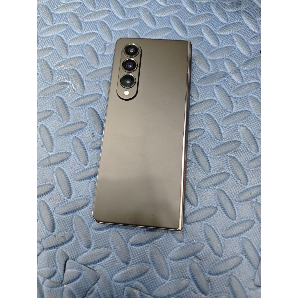 samsung fold 4 12/512 minus lcd gede blank setengah