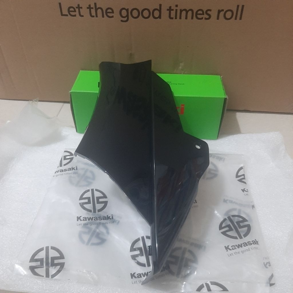 tutup aki blitz r, vr,e,joy hitam