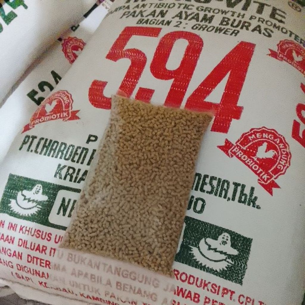 ( 1KG ) PAKAN AYAM 591, 592, 594 ORIGINAL HI-PRO-VITE CHAROEN POKPHAND