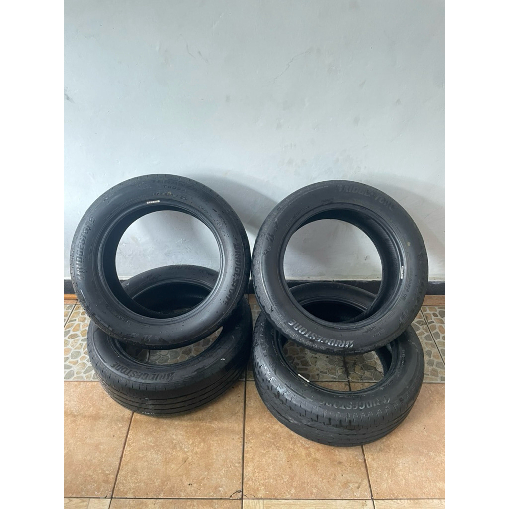 Ban bekas Altis 205 55 R16