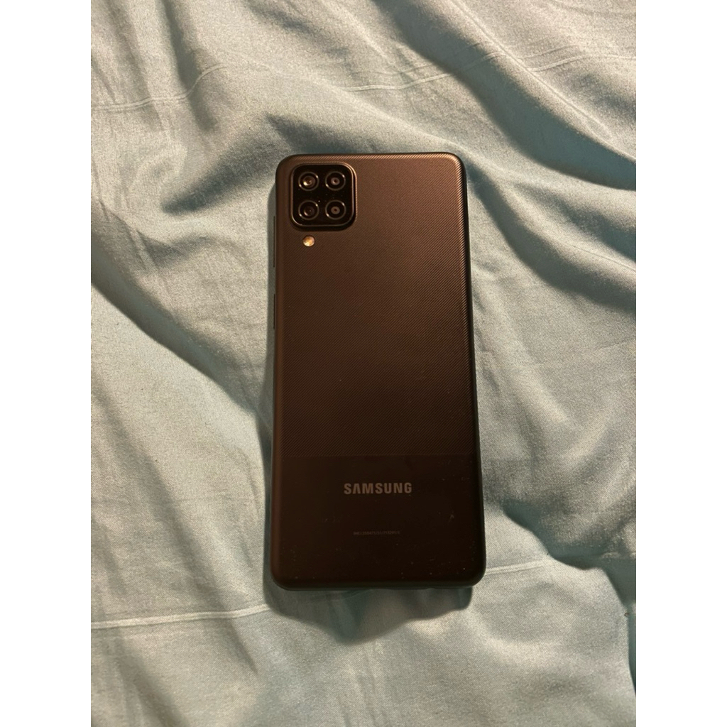 Samsung Galaxy A12 4/128 GB bekas second dari Samsung Official Shop