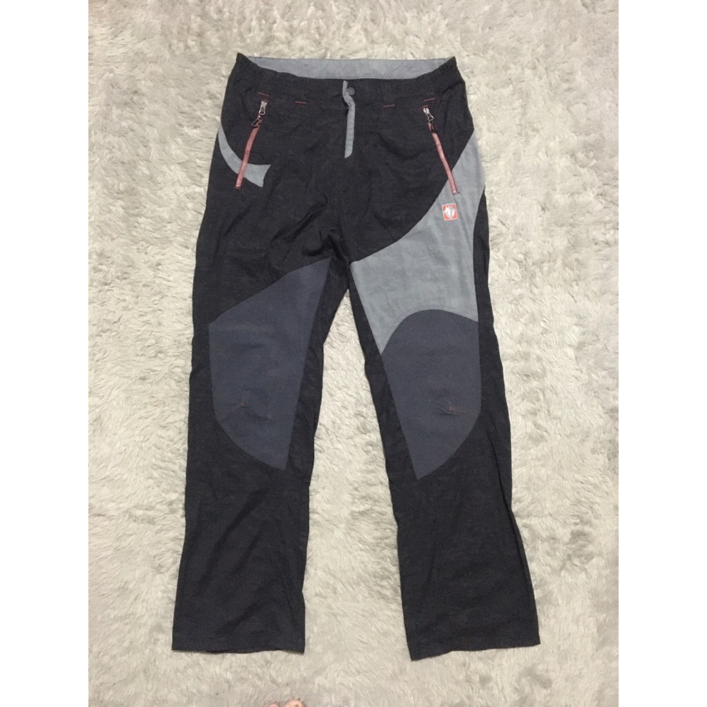 celana outdoor blackyak