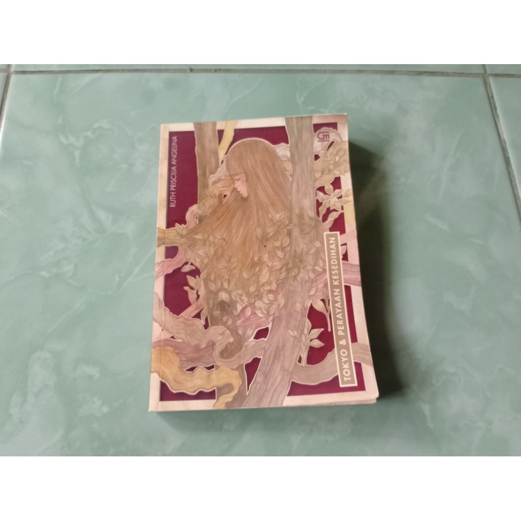 Novel Tokyo dan Perayaan Kesedihan Oleh Ruth Priscilia Angelina [Preloved Original]