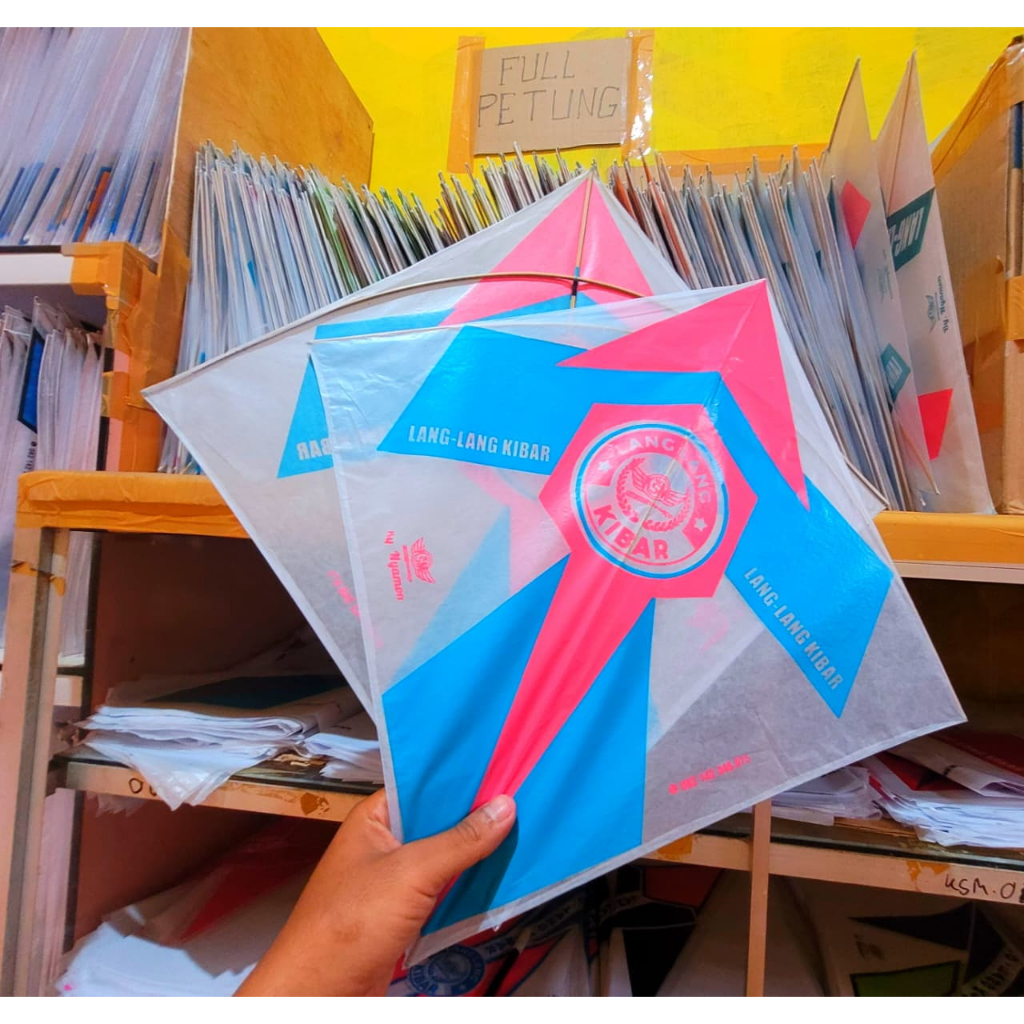 LAYANGAN ADUAN SUKOI SUPER PETUNG