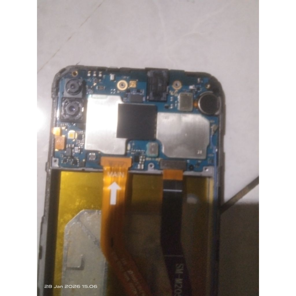hp samsung m20f minus baca deskrifsi