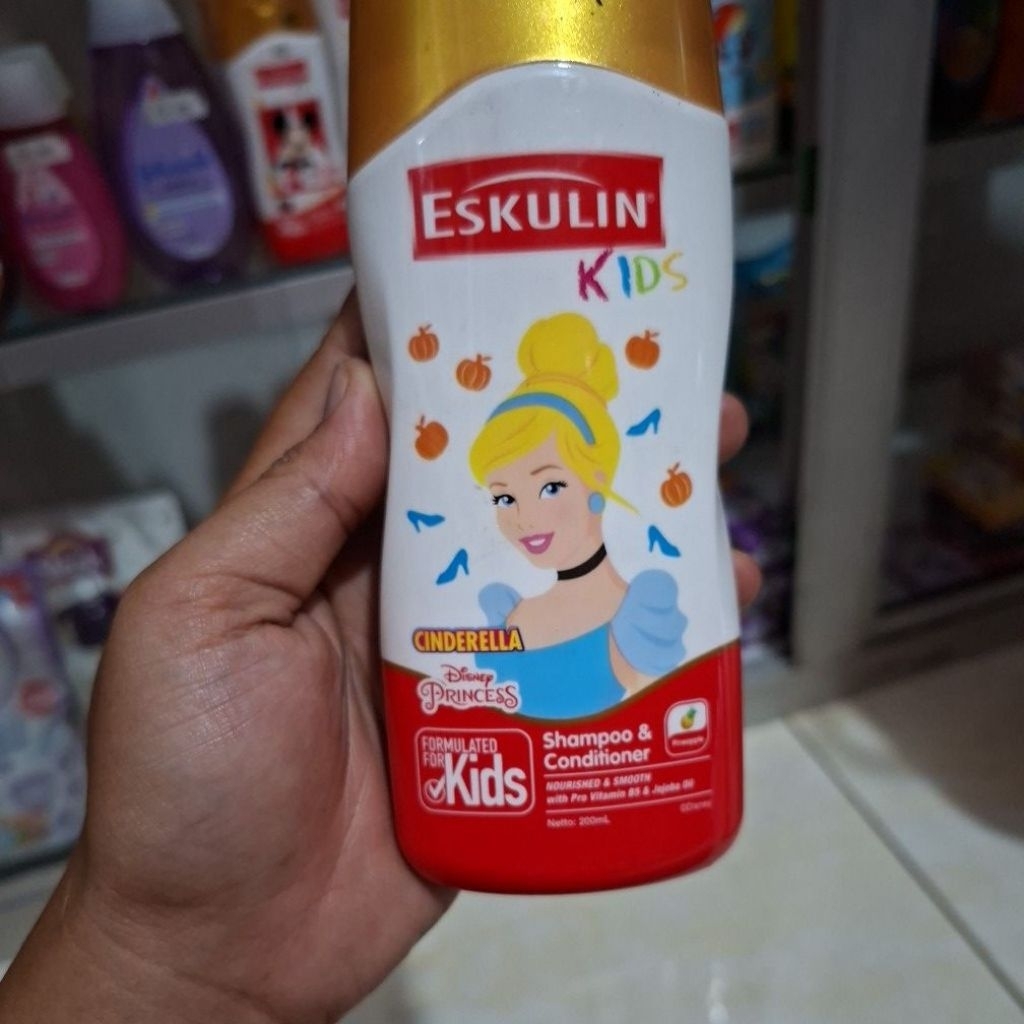 Shampo + Conditioner  Eskulin Kids