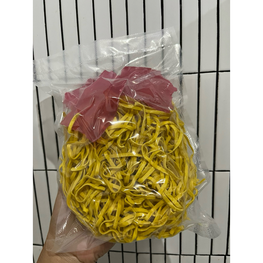 Mie Kuning Padang
