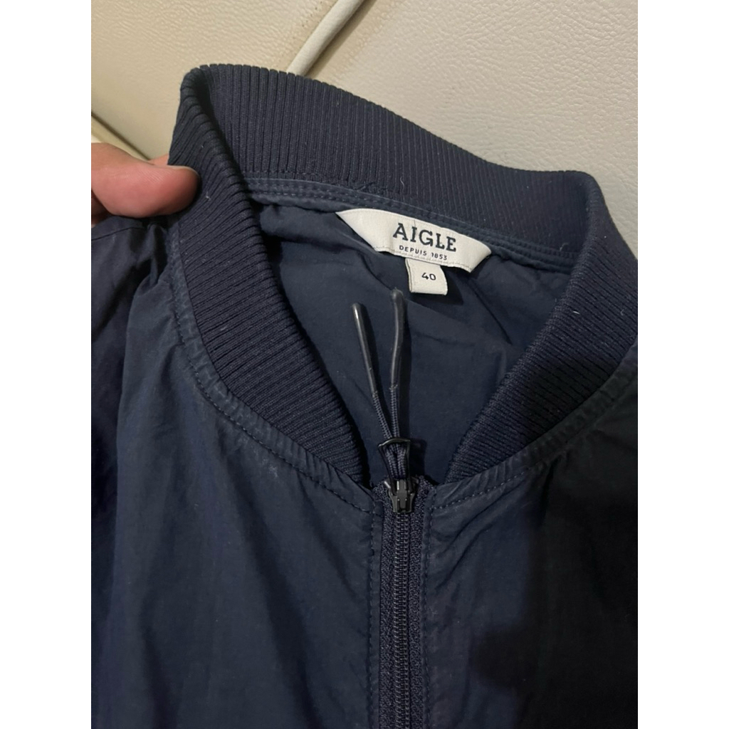 Jaket bomber navy aigle size M used