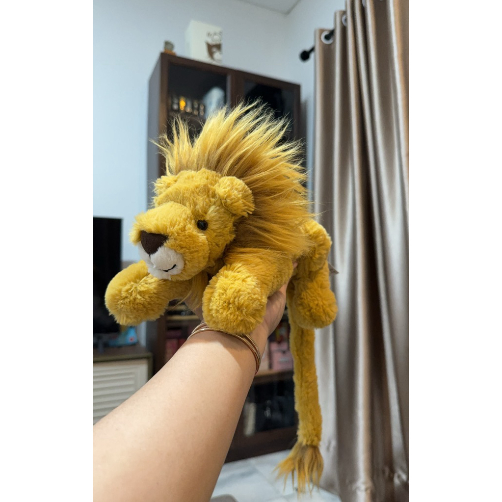 Jellycat louie lion little