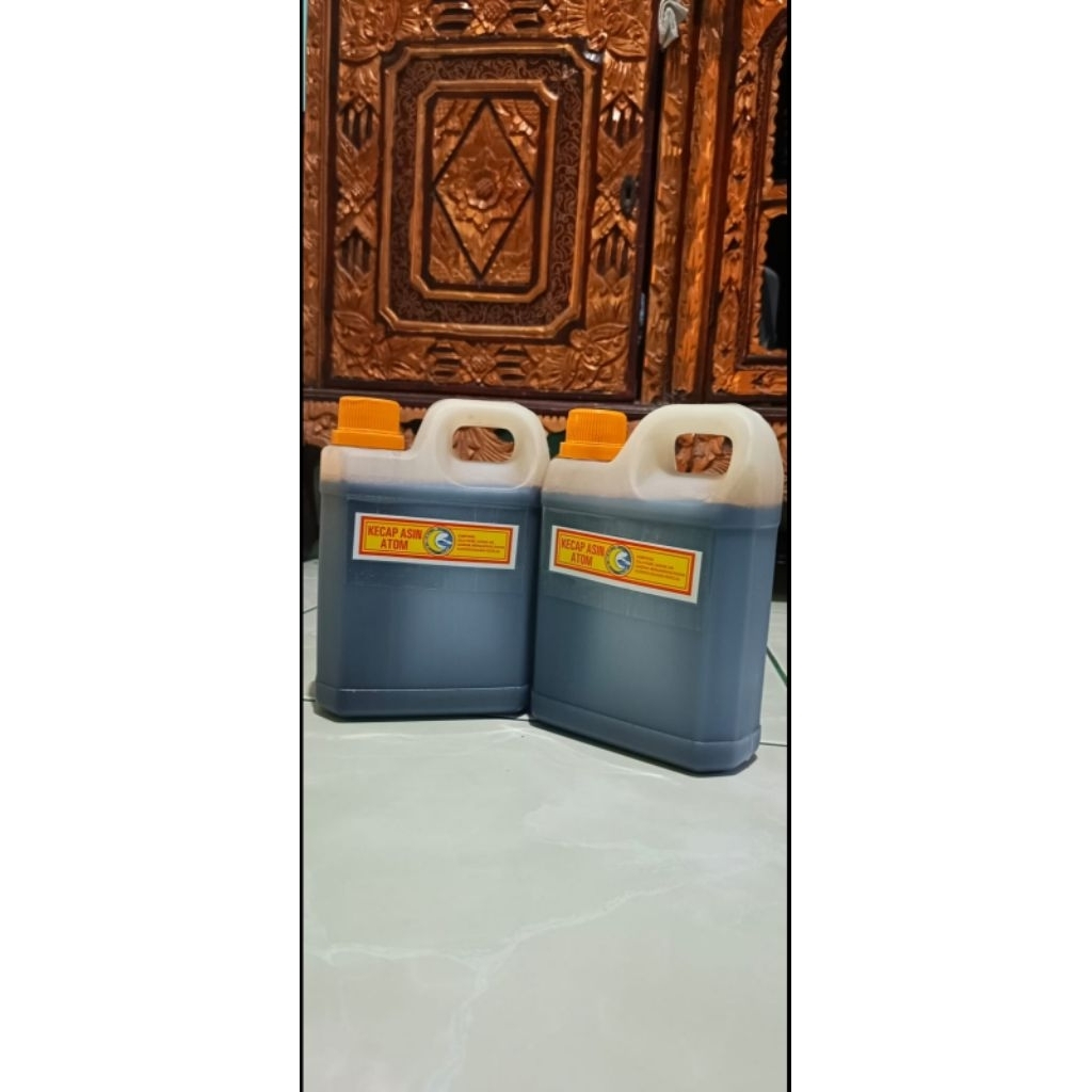 KECAP ASIN SPESIAL CAP BULAN KEMASAN BARU DERIJEN ISI 1 LITER