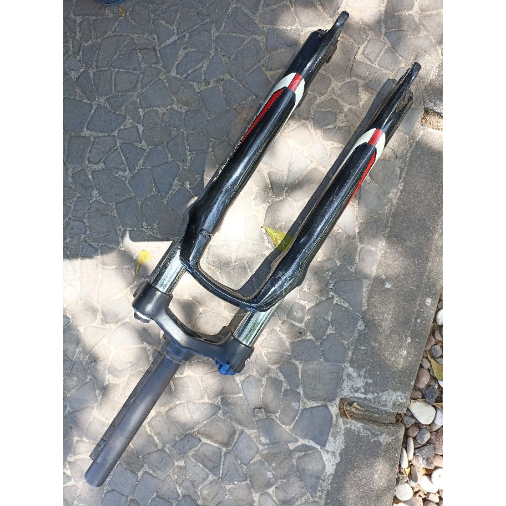 Fork Sepeda Suntour RAIDON AIR