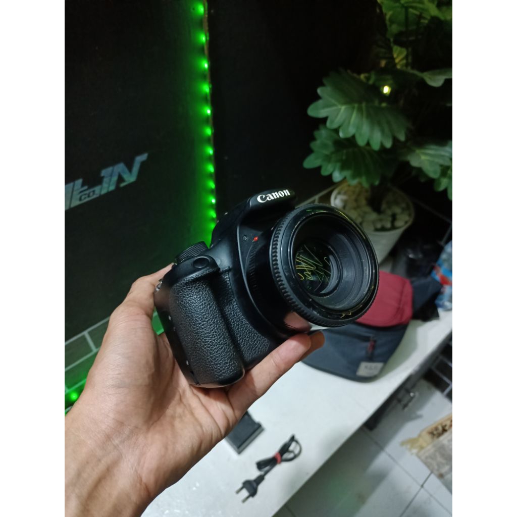 Canon 1200d lensa fix second (minus)