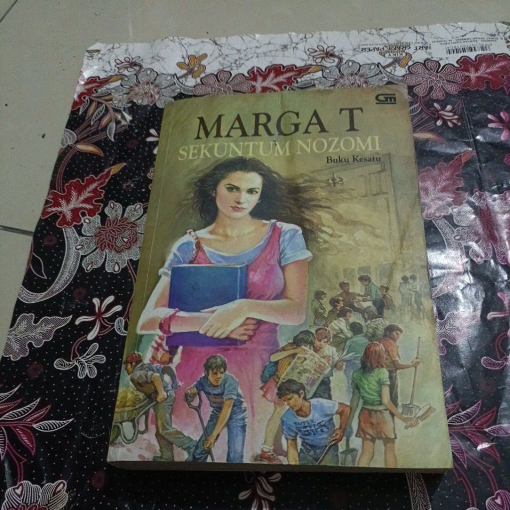 Novel Marga T - Sekuntum Nozomi, Buku kesatu
