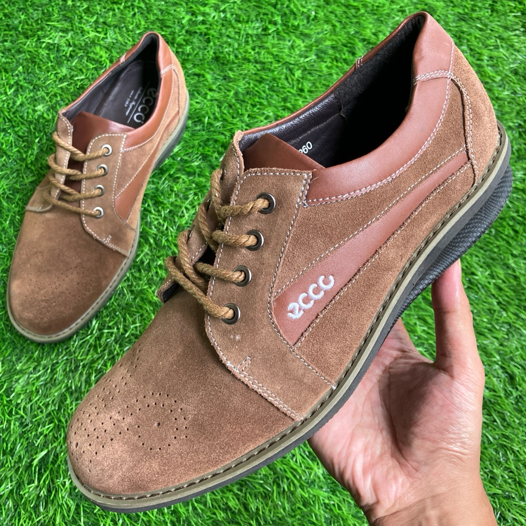 ECCO Brown Suede size 42 Pantofel Low