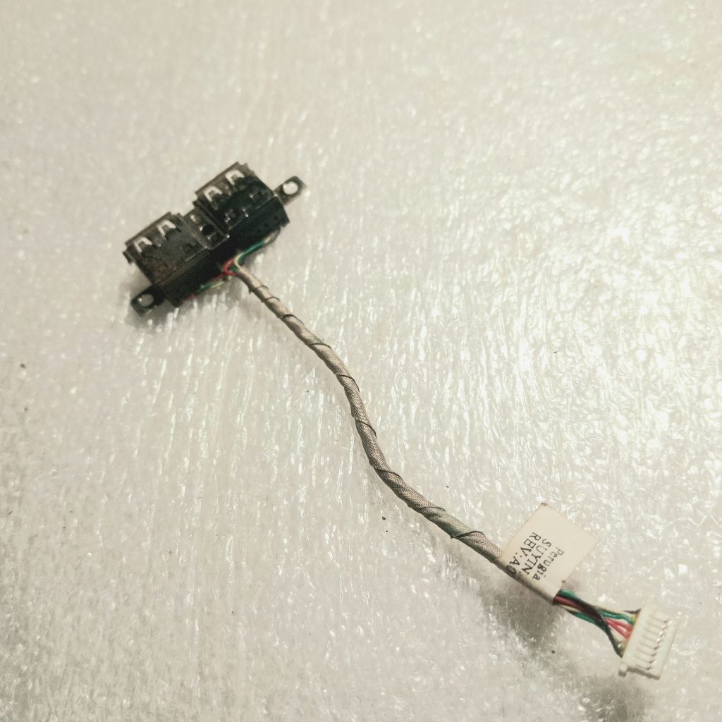 Konektor USB laptop Toshiba L510