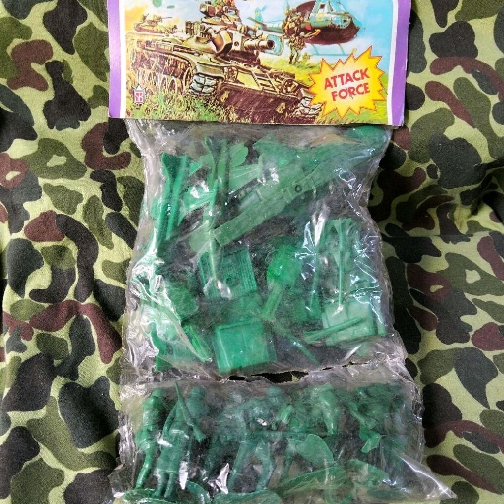 figure tentara plastik jadul figure tentara nasi jerman perang dunia 2 buatan marx hongkong miniatur