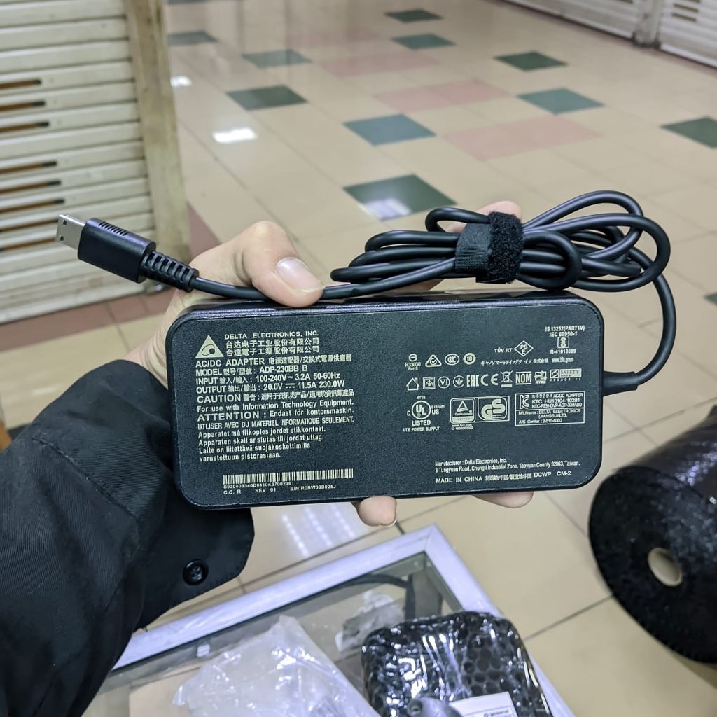 Adaptor/Charger Delta MSI ADP-230GB D A17-230P1B ADP-230BB B 20V 11.5A 230W