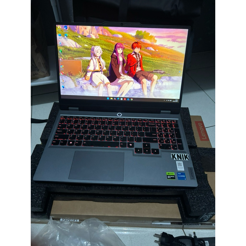 LAPTOP LENOVO LOQ