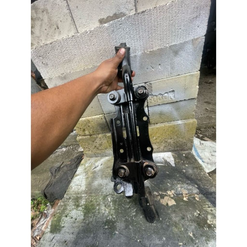bustep pijakan kaki depan Honda karisma PNP Supra x 125
