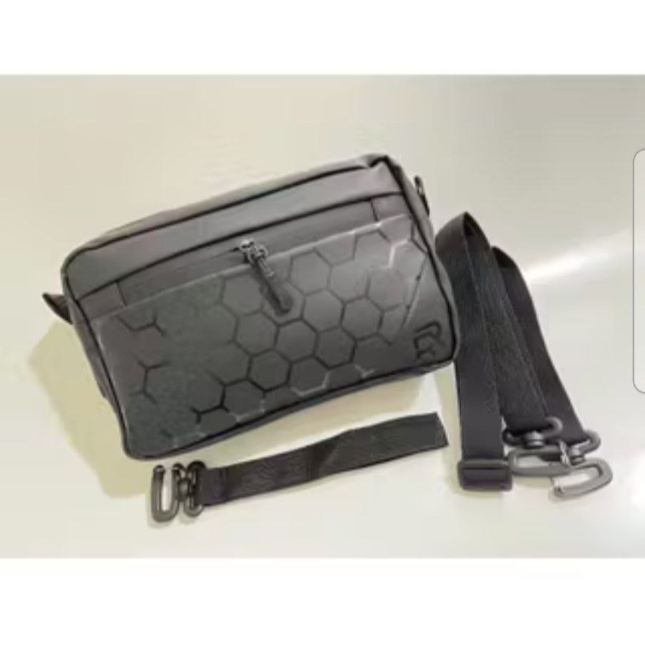 Tas Selempang Pria Multifungsi Clutchbag / highmore Hexa K series