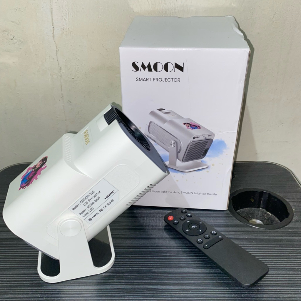 (Second Pemakaian Pribadi) Smart Proyektor LCD TV Smoon 320